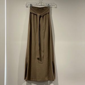 MANGO KNITTED MIDI SKIRT W/ BELT AND SIDE SLITS WOMENS SIZE SMALL TAN